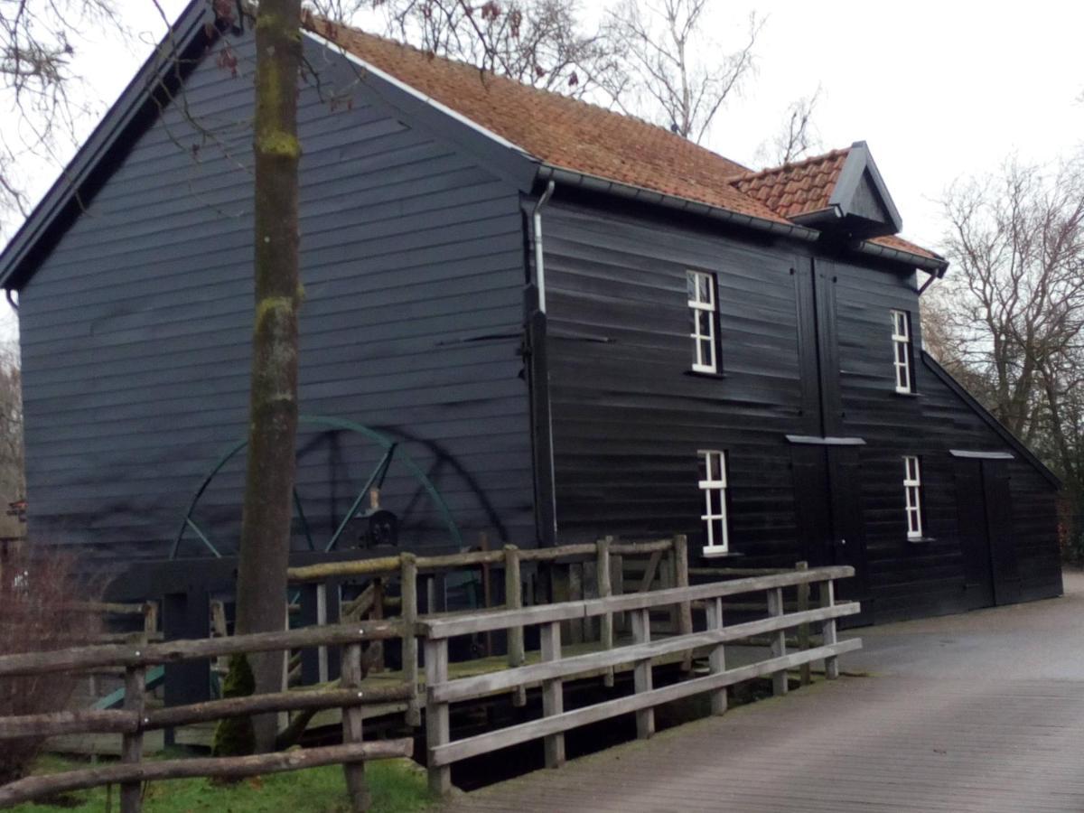 Vakantiehuis In Het Voorhuis Dommelen Extérieur photo